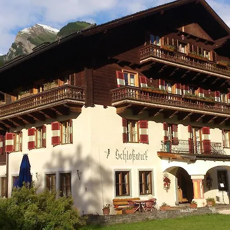 Schlosswirt Chalets & Apartments Grosskirchheim Exterior photo